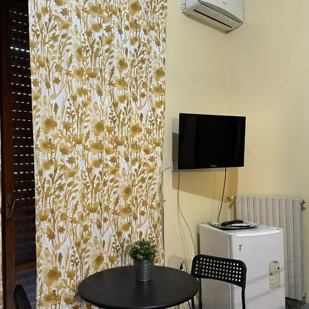 Guest house Le Stanze Di Ginevra - *
