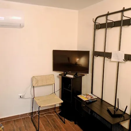 Guest house Le Stanze Di Ginevra - *